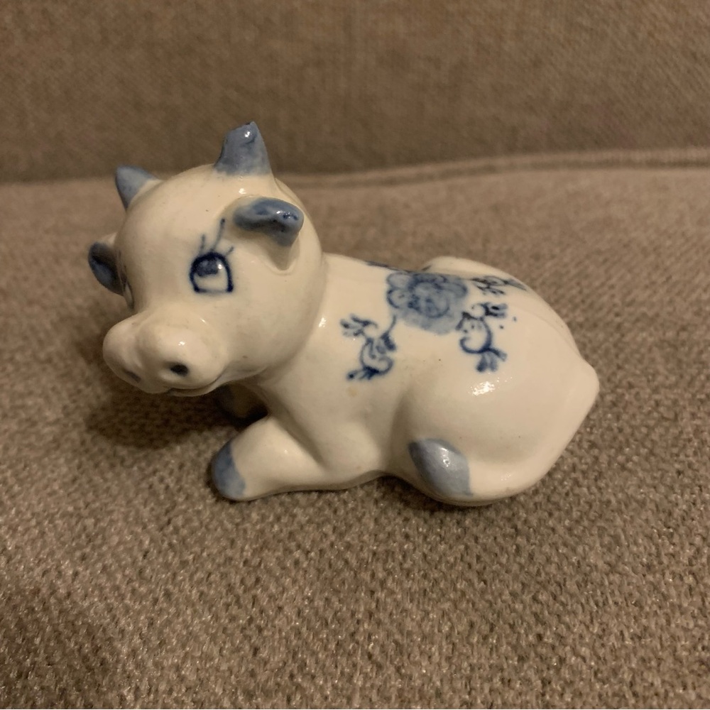 Miniature Delft Blue White Cow Figurine